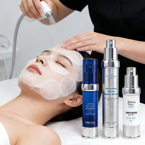 সম্পর্কে সর্বশেষ কোম্পানি খবর স্পা পণ্যের জন্য এয়ারলেস বোতল: স্বাস্থ্যবিধি, বিলাসিতা এবং কর্মক্ষমতা বৃদ্ধি