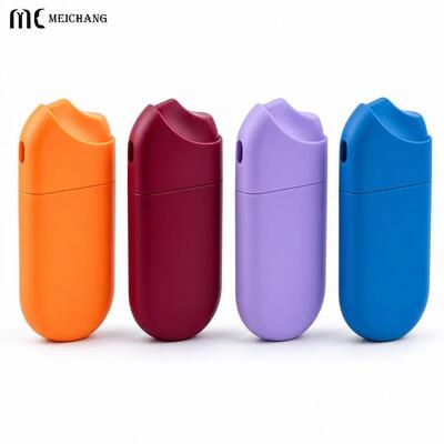 Buon prezzo Flacone spray ricaricabile a nebbia fine a forma di ciottolo da 10 ml, 15 ml, 20 ml (MC-1211) in linea